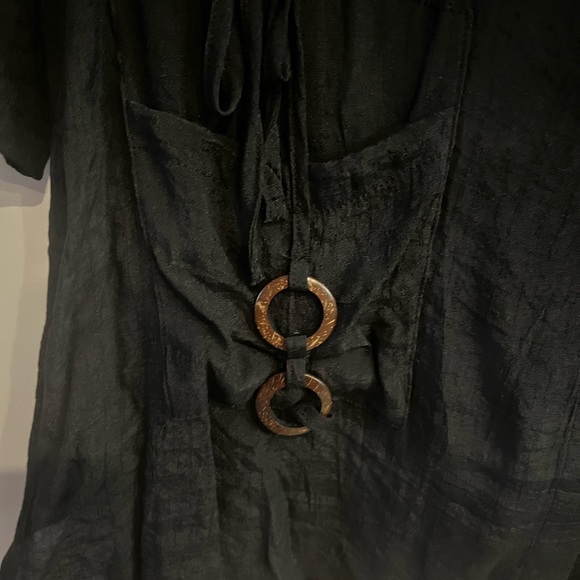 Beautiful pants and top outfit perfect for vacation trips and summer gatherings. - Picture 2 of 6